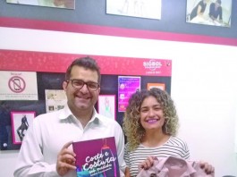 Linha,  agulha,  tesoura e  imaginação