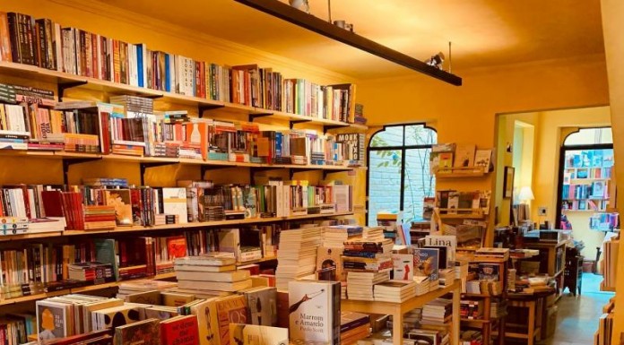 Festival Literário Arena da Palavra acontece em 20 livrarias de ruas da cidade