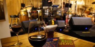 Livraria da Alma une literatura, música e vinho