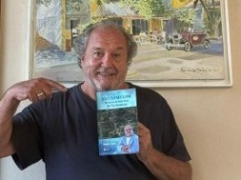 Espaço Plínio Marcos, na Praça Benedito Calixto, recebe o escritor Pedro Costa